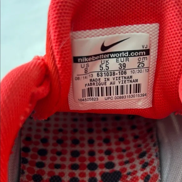 Nike Air Max Tailwind 6 Women's White and Red Mesh Running Shoes Sz 8 - Picture 5 of 6